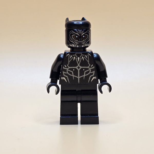 LEGO Minifigur Black Panther Shuri sh0842 – Gebraucht. Wakandas neue Heldin in detailreichem Anzug. Perfekt für Marvel-Fans und Sammler.