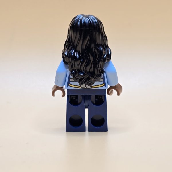 LEGO Ninjago Minifigur Maya (njo288) – Gebraucht. Detailreich gestaltete Elementarmeisterin des Wassers mit charakteristischem Outfit. Perfekt für Sammler und LEGO-Fans.
