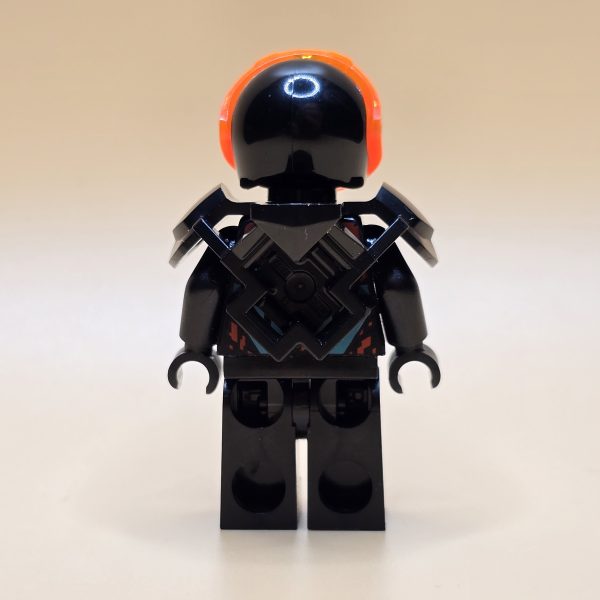 LEGO Ninjago Minifigur Red Visor njo0566 – Gebraucht. Elite-Kämpfer mit „404“-Torso und rotem Visier. Perfekt für Sammler und LEGO-Fans.