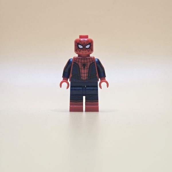LEGO Spider-Man SH0299 – Minifigur aus Captain America: Civil War, gebraucht. Rotes Kostüm mit schwarzer Maske & großen roten Stiefeln.