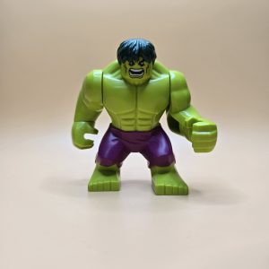 LEGO Hulk SH0371 – Gebrauchte große Figur mit Magenta-Hose aus der Avengers-Serie. Massive Figur mit beweglichen Armen.