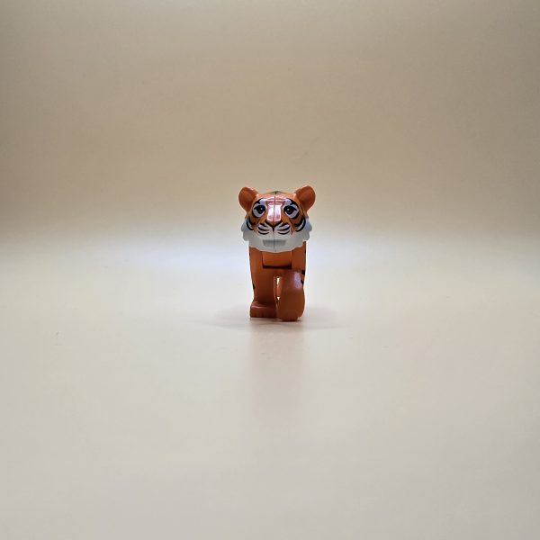 LEGO Tiger Großkatze Reddish Orange (bb0787c05pb01) mit weißem Maul und schwarzen Streifen, große LEGO-Figur perfekt für Wildlife-Sets.