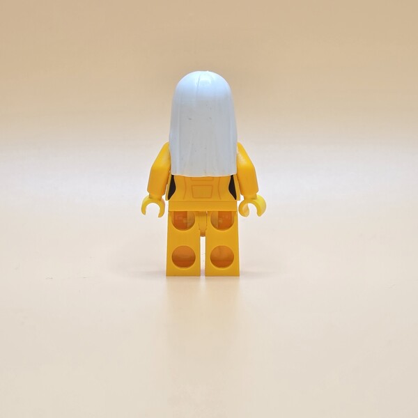 LEGO Ninjago Minifigur Harumi Njo565 – Gebraucht. Avatar-Version mit Maske aus Prime Empire. Virtuelle Schurkin mit seltenem Design.