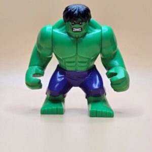 LEGO Super Heroes Hulk sh0095 – Riesige grüne Minifigur mit dunkellila Hose. Marvel Avengers Charakter in gebrauchtem Zustand.