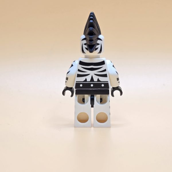 LEGO Zebra-Man Minifigur sh0323 – Gebraucht. Streifenlook-Schurke aus dem LEGO Batman Movie. DC Super Heroes Minifigur für Fans und Sammler.