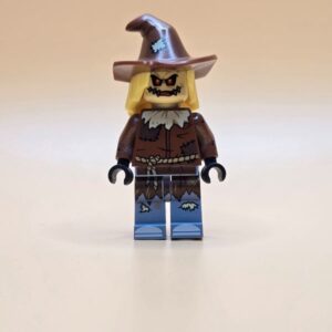 LEGO Batman Movie Minifigur Scarecrow sh0391 – Gebraucht. Mit rotbraunem Schlapphut & typischem Schurken-Design. Ideal für Sammler!
