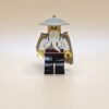 LEGO Ninjago Minifigur Wu Master njo0550 – Gebrauchter Zustand. Mit Fuzzy Cape & Bart. Mentorfigur aus der Serie Secrets of the Forbidden Spinjitzu.