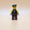 LEGO Ninjago Minifigur njo230 – Sky Pirate Fußsoldat mit Rückenhalterung und Turban. Gebraucht. Für Skybound-Sammler.