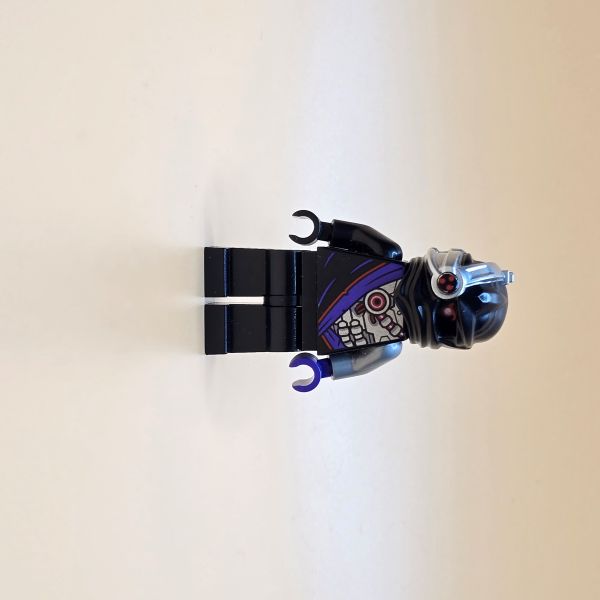 LEGO Ninjago Legacy Minifigur Nindroid Warrior njo0591 – einseitiger Kopf & Cyborg-Design