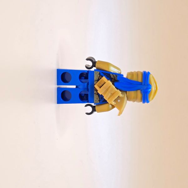 LEGO Ninjago Minifigur Jay Golden Ninja njo0775 aus der Crystalized-Serie mit gold-blauer Rüstung