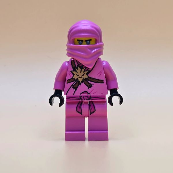 LEGO Ninjago Minifigur Zane Avatar Pink Zane njo0561 – Gebraucht. Kult-Outfit in Rosa mit Retro-Details. Seltene Figur für kreative Fans & Sammler.