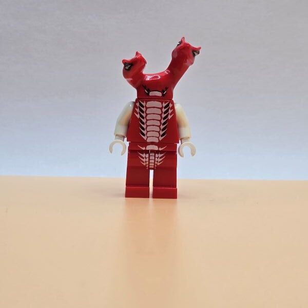 LEGO Ninjago Minifigur Fangdam njo0048 – Gebraucht. Zwei Köpfe, rotes Schlangendesign & detailreiche Bedruckung. Für Fans & Sammler der frühen Ninjago-Serien.
