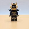 LEGO Minifigur Samurai X njo0286 – Pixal in schwarzer Rüstung mit Helm. Ninjago The Hands of Time Serie, gebraucht.