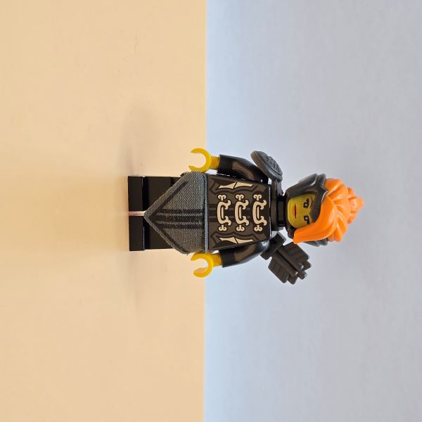 LEGO Ninjago Minifigur Misako (Koko) Lady Iron Dragon njo0412 – Gebraucht, mit asiatischer Rüstung und einzigartigem Film-Look.